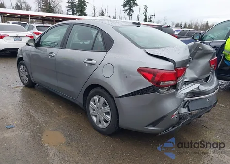 2021 Kia Rio S z USA, uszkodzony, nr VIN 3KPA24AD9ME426323